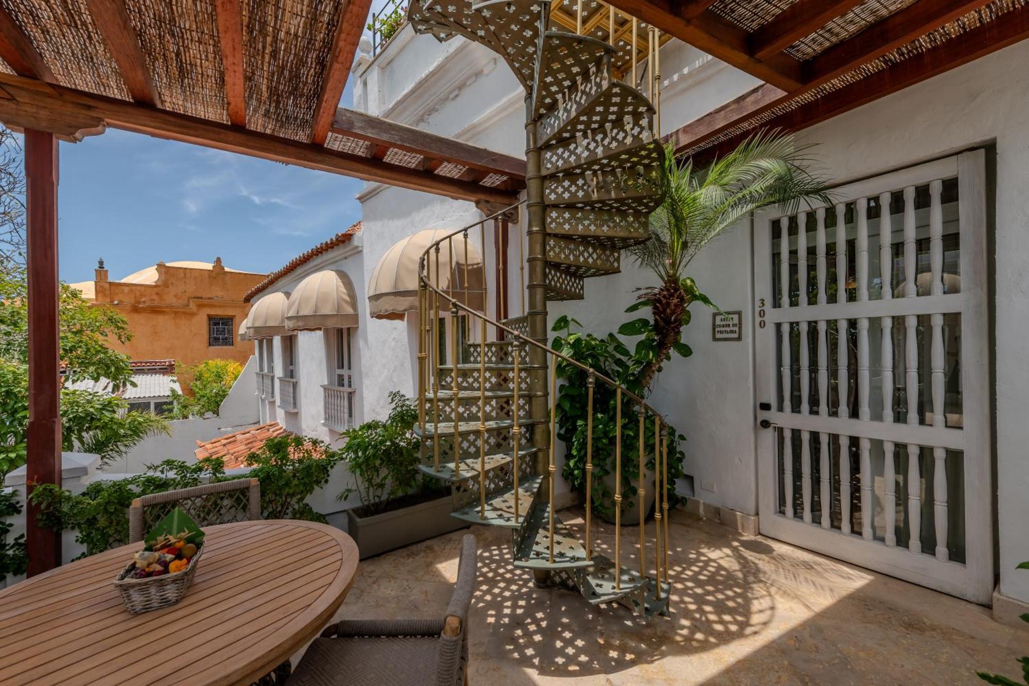 卡萨佩斯塔瓜雷莱斯城堡酒店 Cartagena 外观 照片
